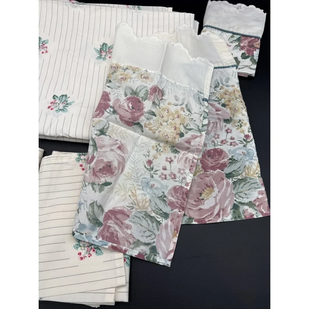 Vintage Tablecloth Repurposed From Twin Sheet, Napkins, Floral Roses